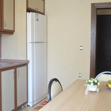 Apartment Gold *
